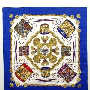 Authentic HERMES Carre90 aux champs silk.